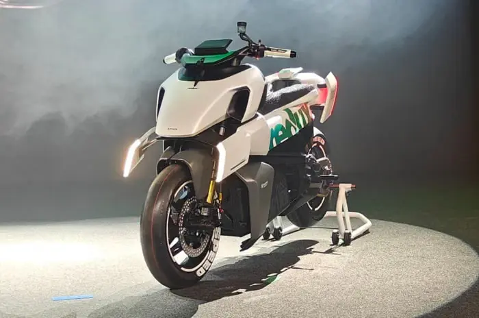Ather Project Redux concept with MorphUI screen and adaptive posture design